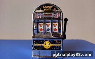 pg电子试玩网：连线玩法入门指南，从零掌握赢奖逻辑